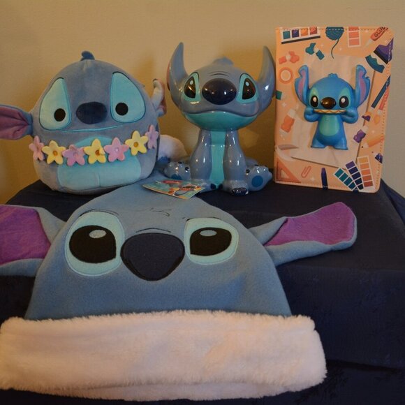 NEW One-of-a-kind Stitch Gift Set - Picture 1 of 16